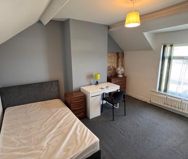 WF6, Normanton - Photo 1