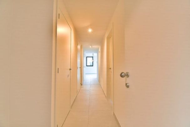 Appartement te huur - Photo 1