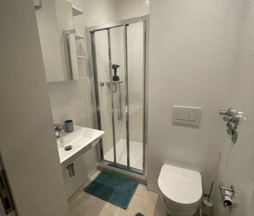 Nachmieter für tolles Wg Zimmer gesucht:) zentrumsnah!!! - Photo 1