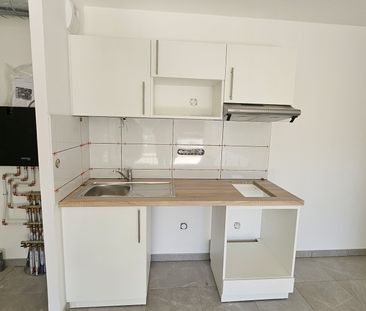 Location Appartement 2 pièces 45m² POITIERS 86000 - Photo 3