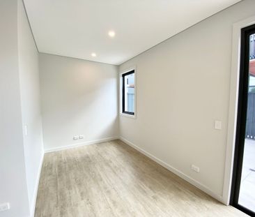 Near New Tri-Level Energy Efficient Home - Photo 5