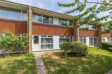 Somner Close, Canterbury, CT2 - Photo 4