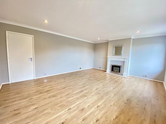 4 bedroom semi-detached house to rent - Photo 1