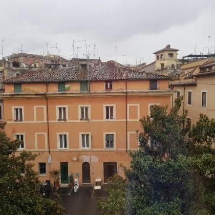 Trastevere: Furnished or Empty 2 Bedroom, 2 bath, living, equipped kitchen, bright, silent, parquet floors, air conditioning. Near shops, services. Ref #2153 - Photo 4