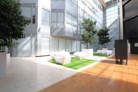 Studio to rent - Photo 5