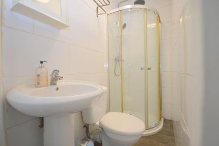 1 bedroom property to rent - Photo 5