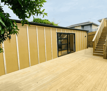 Westown 3-Bedroom - Photo 4