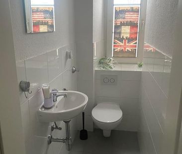 BIG ROOM FOR RENT CLOSE TO CENTER 28.12.25 - 31.01.26 AVAILABLE!! - Photo 1
