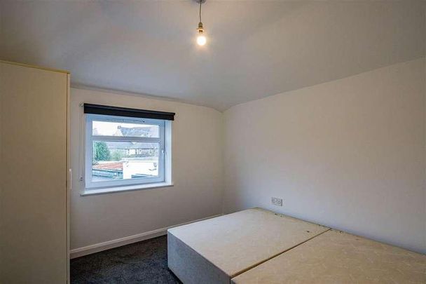 Richards Terrace, Roath, CF24 - Photo 1