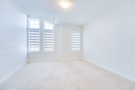 For Lease - 516 Beckview Crescent, Kitchener, Ontario - Photo 2