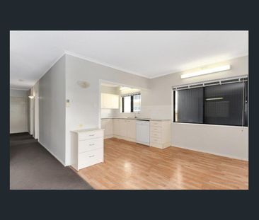 2-Bedroom Unit in Prime Surfers Paradise Location - Photo 3