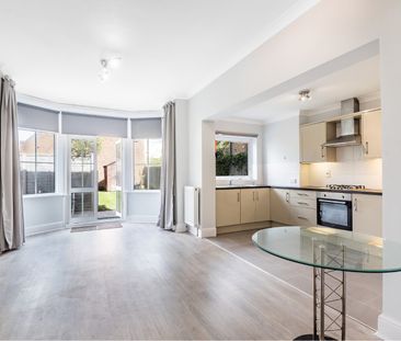 Fortis Green, London, N2 - Photo 1