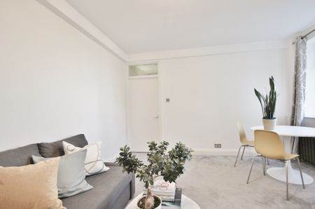 Latymer Court, Hammersmith Road, Hammersmith, London, W6 - Photo 2