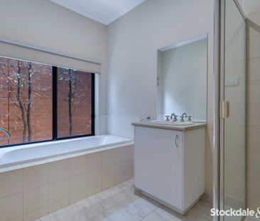 Cosy, Convenient and Ready for You! - Photo 6