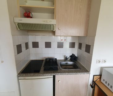 Location Appartement 1 pièce 21m² - Photo 4