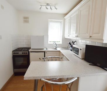 Studio to rent - Photo 4