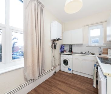 St. Mildreds Road, London, SE12 - Photo 1