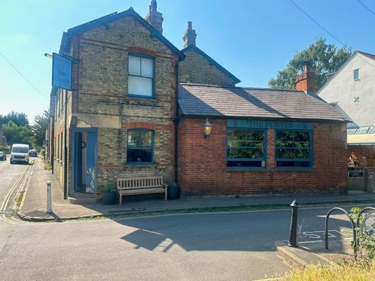 Bridge Street, Osney Island, Oxford - Photo 1