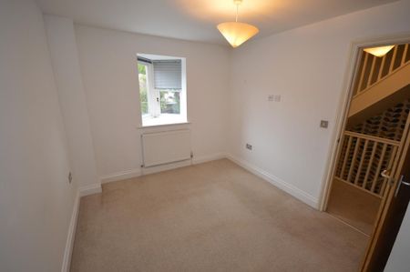 3 bedroom terraced house to rent - Photo 5