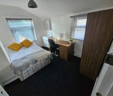 2 bedroom house share to rent - Photo 1