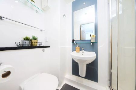 Platinum Studio - Photo 3