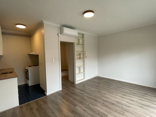 Ground Floor Stunner in Prime Gardenvale Location - Photo 1