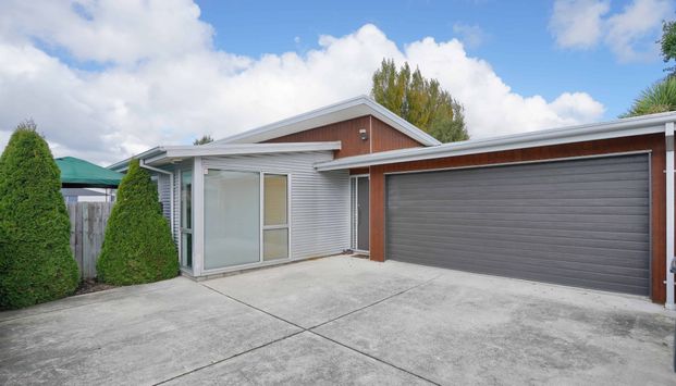 Haven in Woolston - Photo 1