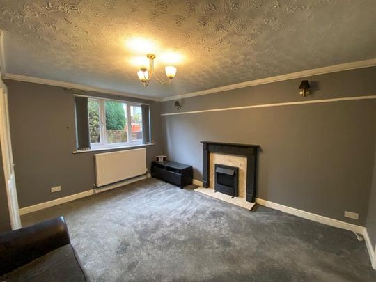 3 bedroom end of terrace house to rent - Photo 1