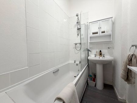 Wellington Road North, Stockport, Greater Manchester, SK4 5BT - Photo 5