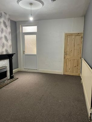 2 Bed Terraced House, Western Road, LE3 - Photo 1