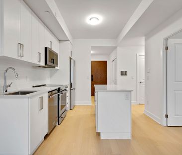 For Lease - 3240 William Coltson Avenue Unit# 1803, Oakville, Ontario - Photo 2