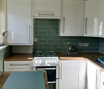 2 bedroom retirement property to rent - Photo 5