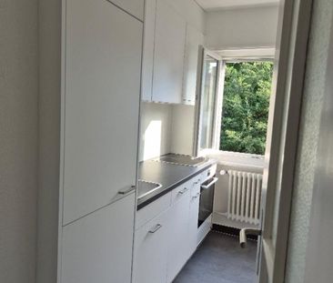 Charmante 3-Zimmer-Dachwohnung in Bern-Bümpliz – sofort verfügbar - Photo 2