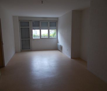 Location Appartement 2 pièces 60 m² Issoudun - Photo 1