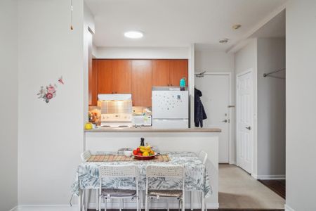 For Lease - 3650 Kingston Road Unit# 926, Toronto, Ontario - Photo 2