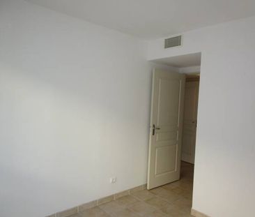 Location Appartement 3 pièces 63m² NARBONNE 11100 - Photo 2