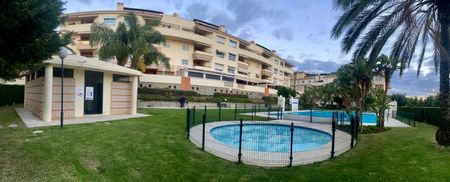 Alquiler de piso en Calle Lingüista Manuel Seco - Photo 4