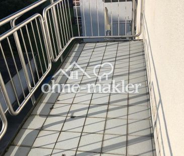 2 Zimmer Wohnung,hell, mit sonnigem Balkon, frisch renoviert,Garage... - Photo 3