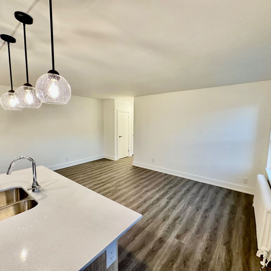 For Lease - 8 Wingreen Court Unit# 4, Toronto, Ontario - Photo 1