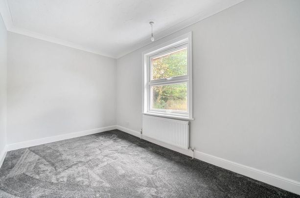 4 bedroom detached house to rent - Photo 1