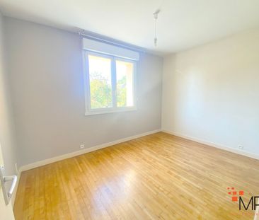 Location Appartement 4 pièces 105m² - Photo 2