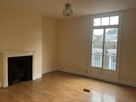 2 bedroom maisonette to rent - Photo 3