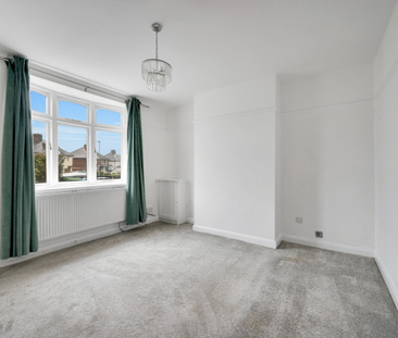 Spacious Three-Bedroom Semi-Detached Family Home To Let In Culcheth... - Photo 5