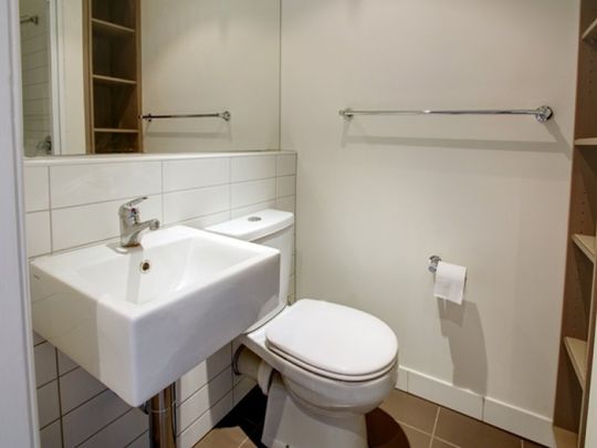 13/589 Glenferrie Road, Hawthorn VIC 3122 - Apartment For Rent | Domain - Photo 1