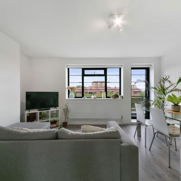 3 bedroom apartment - Photo 1