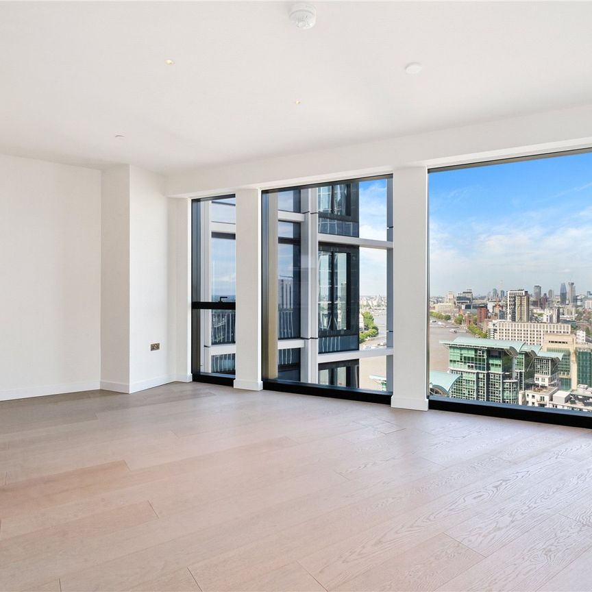 Stunning Two-Bedroom Apartment - Photo 1