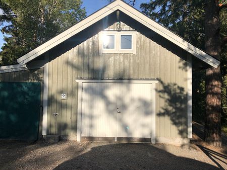 Med badrocksavstånd till både bad i sjö och hav! - Foto 3