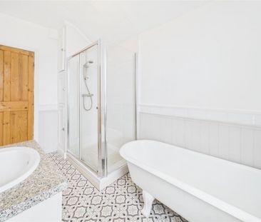 2 bedroom Terraced House to rent - Photo 3