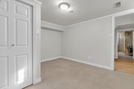 17 Argyle Dr, Guelph - Photo 2