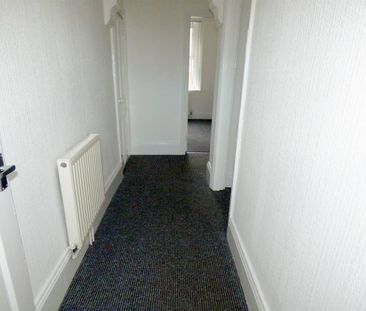 2 bed flat to rent in Springfield Terrace, Felling, NE10 - Photo 1